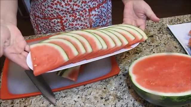 Самый простой способ - как красиво порезать арбуз